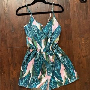 Leaf printed romper